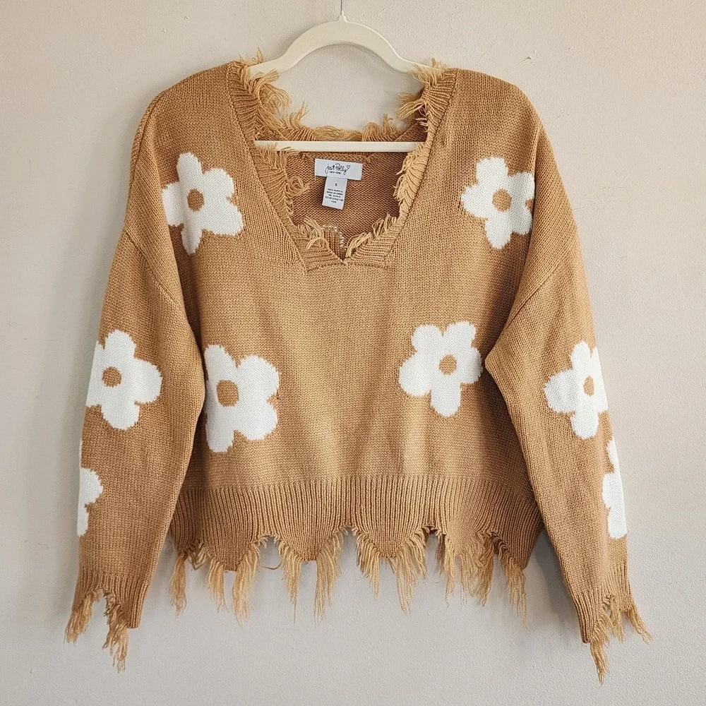 Womens Fringed Floral Sweater Small Twee Boho Festival Coachella Kidcore Hippie